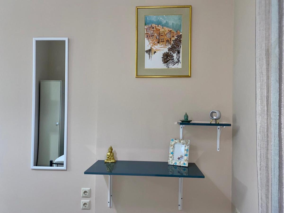 Appartement Oasis In The Centre à Athènes Extérieur photo
