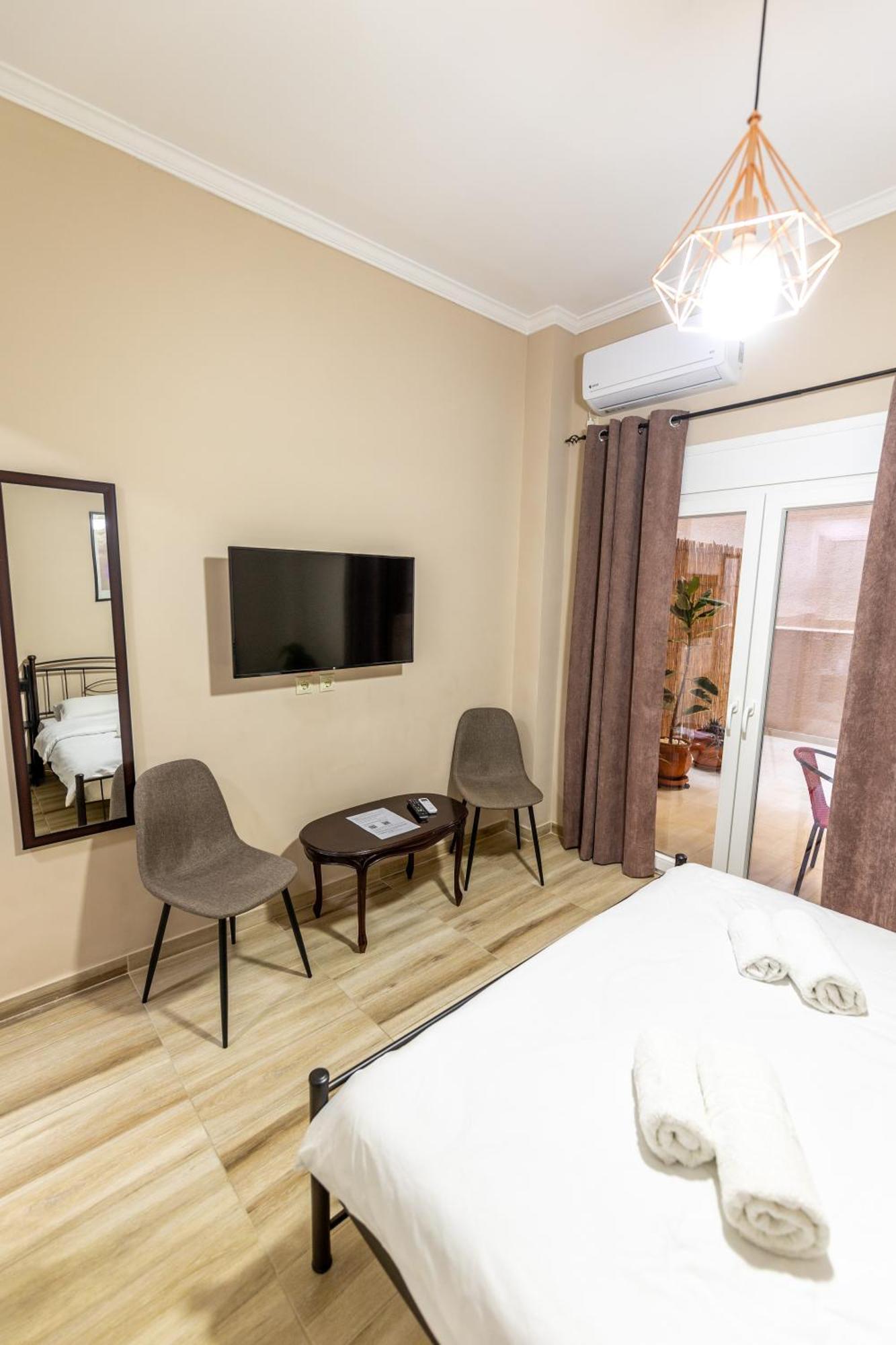 Appartement Oasis In The Centre à Athènes Extérieur photo